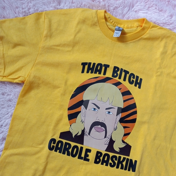 😵Joe exotic🐯 ooak nwot custom meme tee! Carole Baskin did it! Lmao! ☠ - Picture 2 of 9